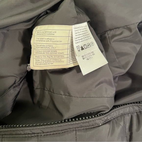 Eddie Bauer black Quilted Goose Down women’s size medium vintage Vest - Picture 7 of 13